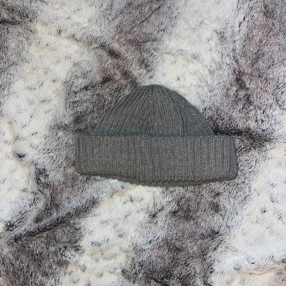 SOLD BoohooMAN Sports Club Beanie - Picture 2 of 7